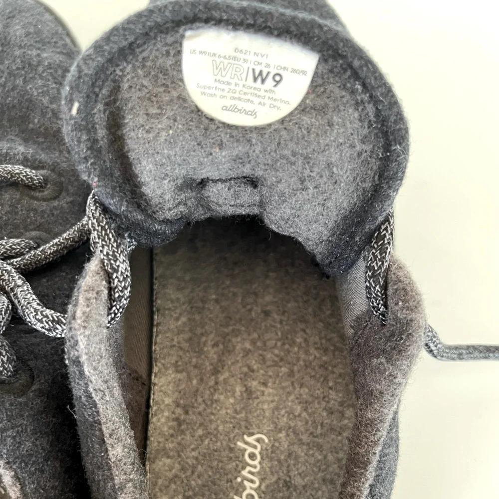 AllBirds Women's Wool Runners in Natural Black (Black Sole), size 9